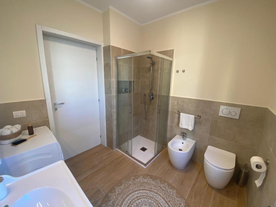 Bathroom, bidet