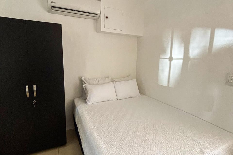 Club Voca Studio w/ Resort-Style Pool + Near Beach Apartment in Coco