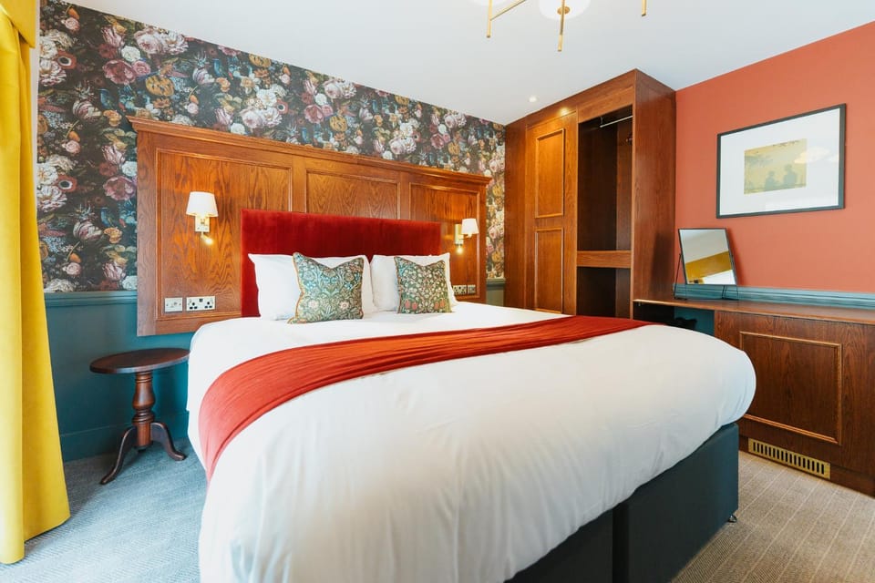 Bed, Bedroom, wardrobe