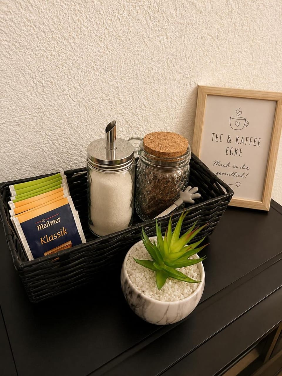 Coffee/tea facilities