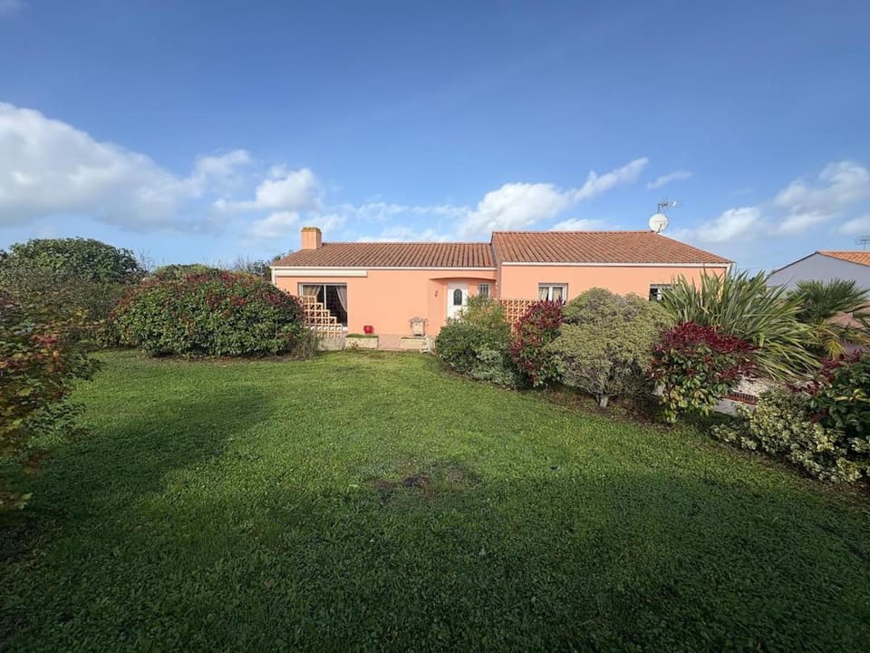 Maison familiale plain pied House in Saint-Gilles-Croix-de-Vie