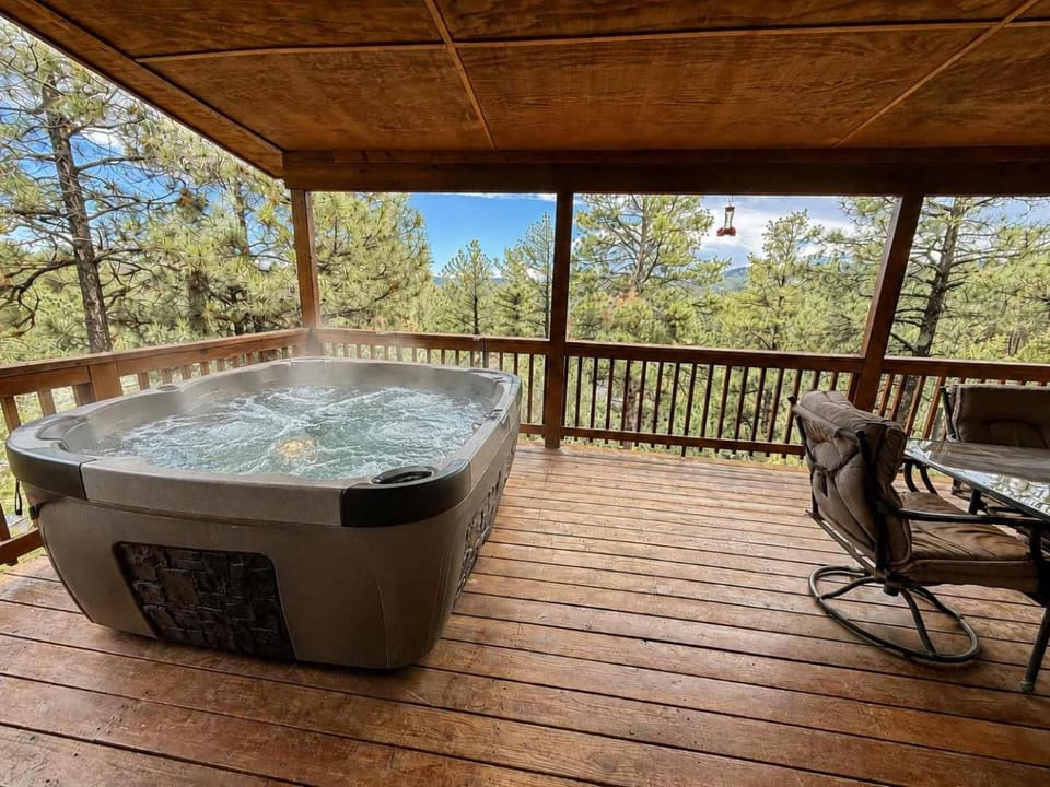 Peaceful Redwood Retreat Cabin with Hot Tub & Incredible Forest Views Cabin in Ruidoso