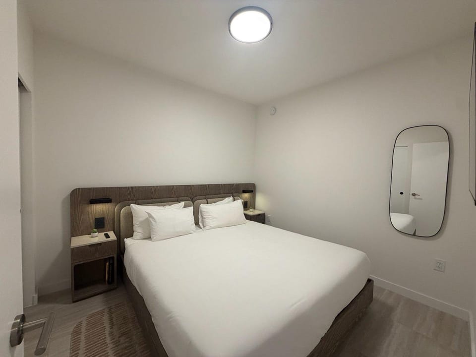 Bed, Bedroom