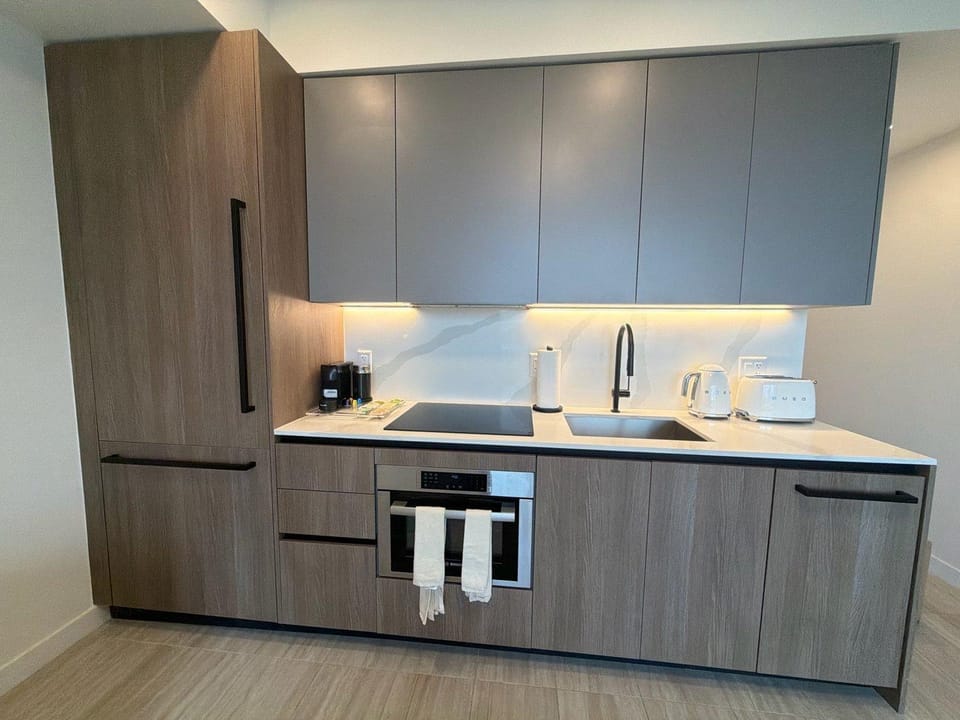 Kitchen or kitchenette, kitchen