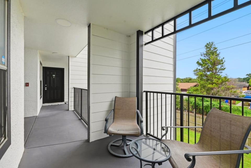 Red Inspired Disney Area Condo 2BR w Resort Pool House in Kissimmee
