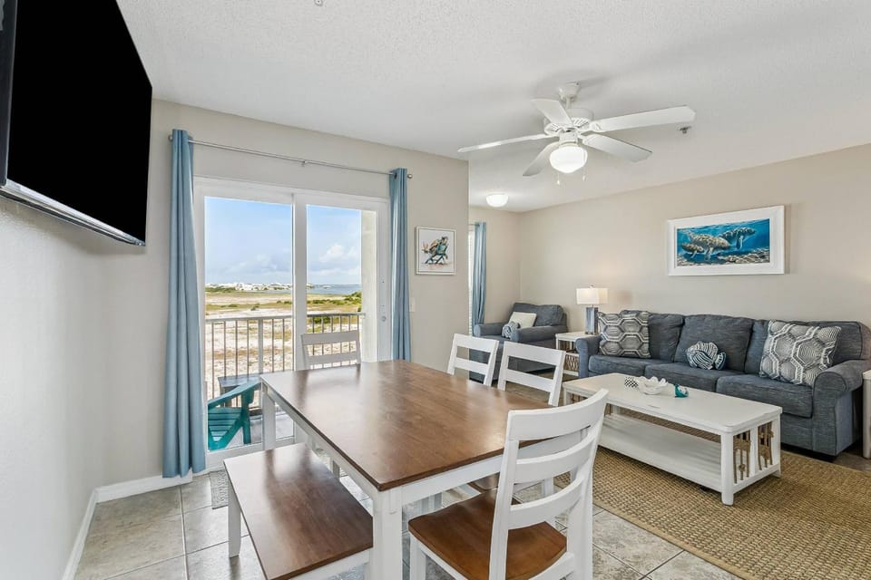 Gulf Island Condos Unit 322 House in Pensacola Beach