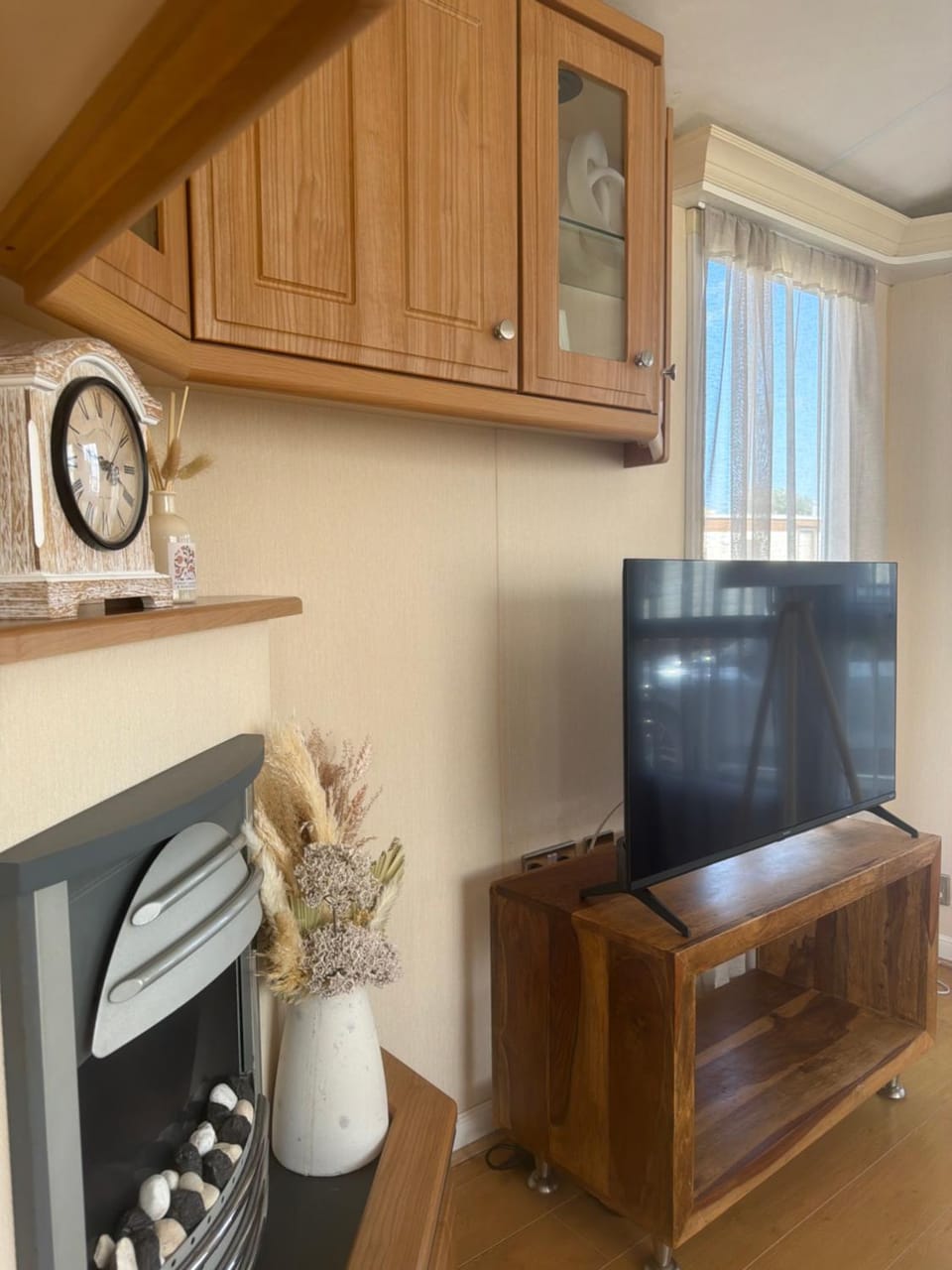 Marine getaways caravan hire The Willerby X House in Rhyl