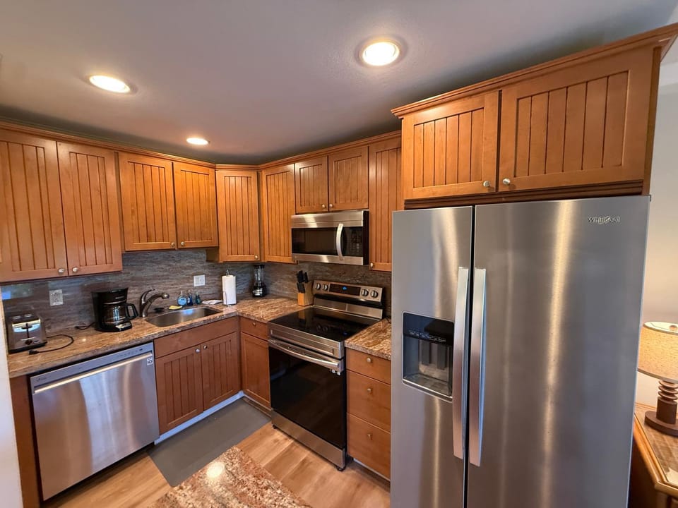 Garden View Condo Just Steps from the Ocean -Maui Sands Seaside 717 House in Kaanapali