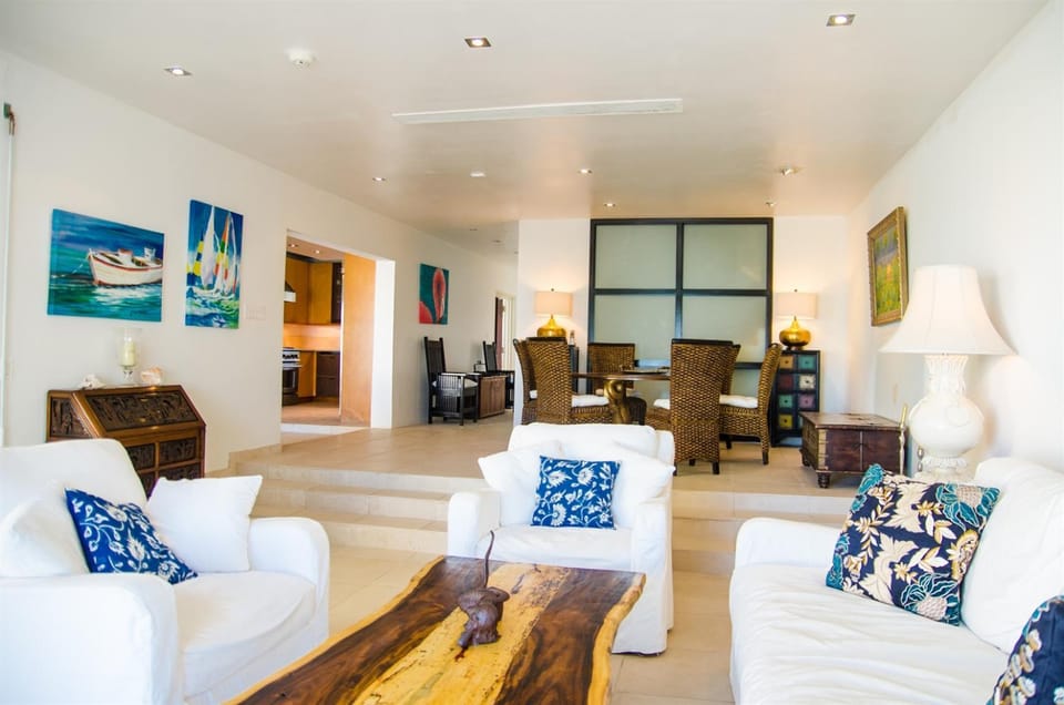 Caprice 4 - 3BR Oceanview Home with Private Pool Villa in Nassau