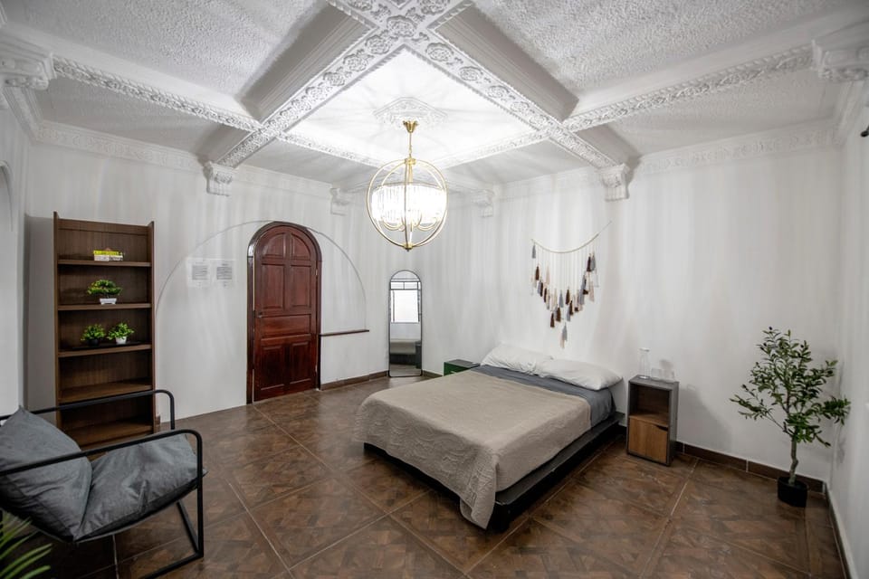Bed, Photo of the whole room, wardrobe