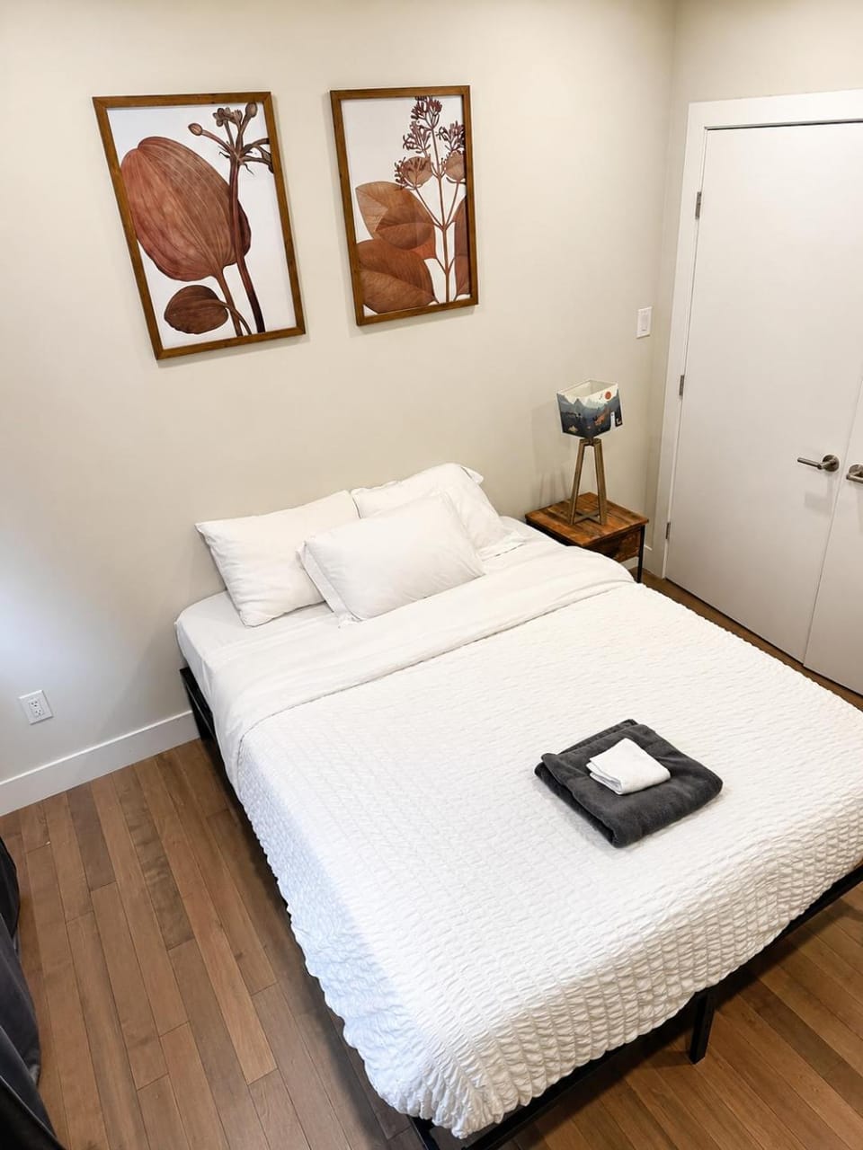 Spacious 2BR for 8 4 Beds WD Near Downtown Apartment in Philadelphia