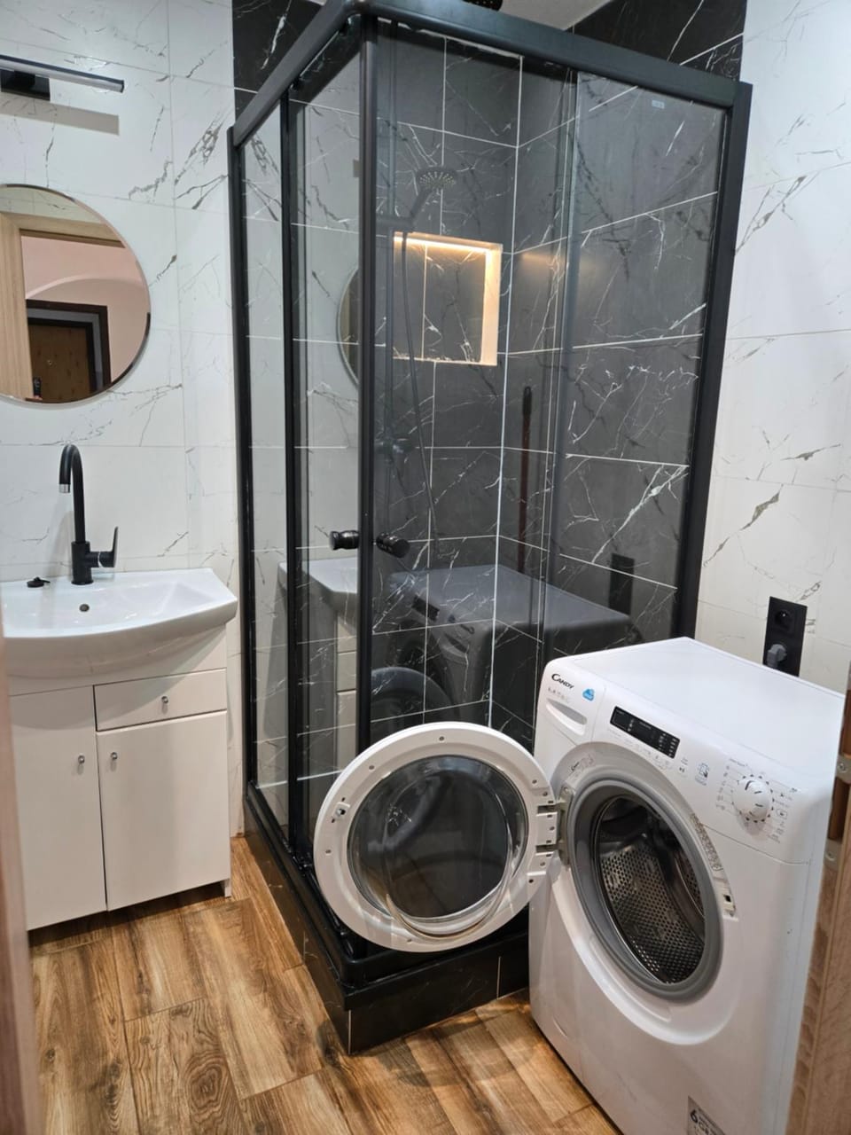 Shower, Bathroom, washing machine