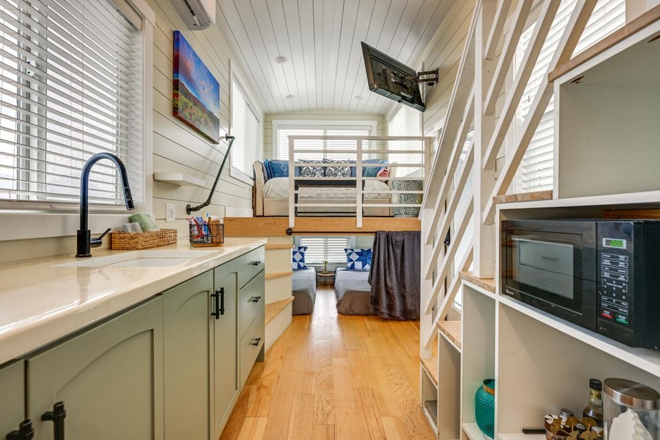 Day Trip to Zion Nat’l Park & More! Cozy Tiny Home House in Hurricane