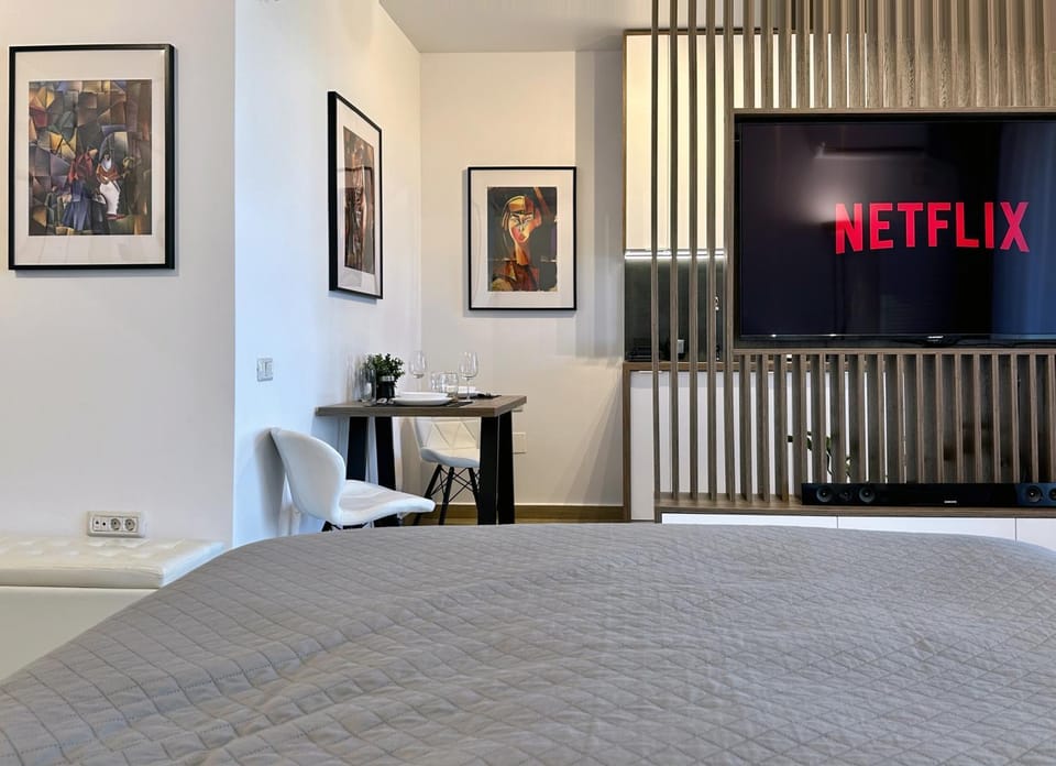 Game Room, TV and multimedia, soundproof