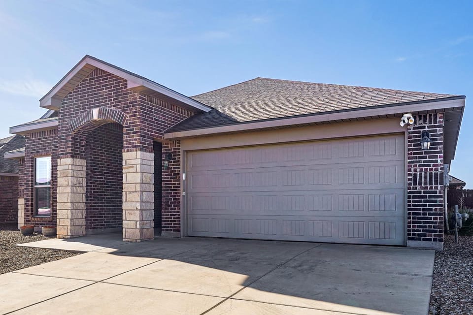 Grill & Yard! Family Escape, 8 Mi to Dtwn Odessa House in Odessa