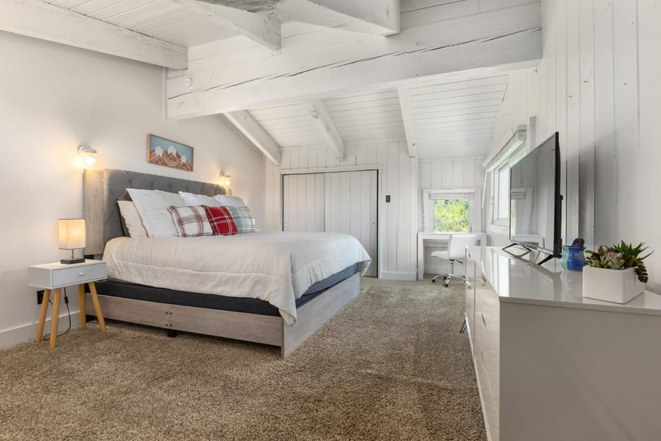 Apres Ski House, Pet Friendly, Perfect for Couples, Small Families House in Steamboat Springs