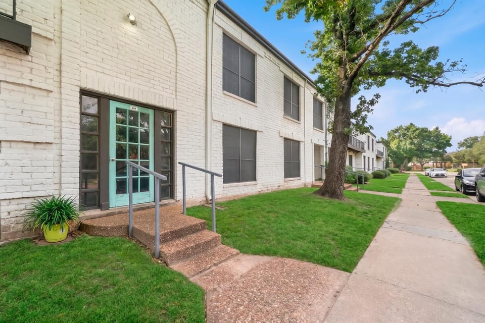 Chic Houston Apt 2BR 2BA Apartment in Harris County