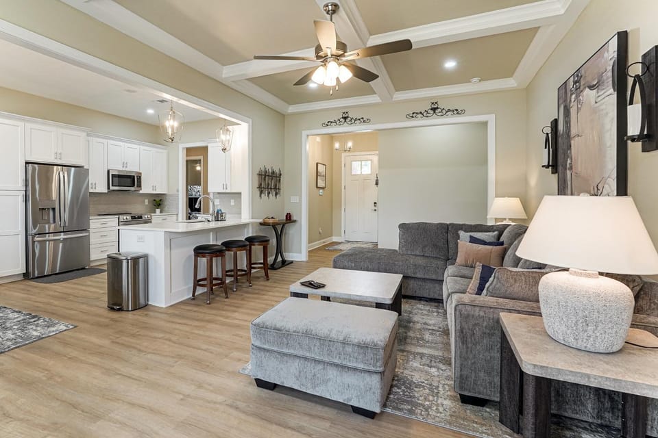 Golf, Grill & Relax! Brand-New Augusta Retreat House in Martinez