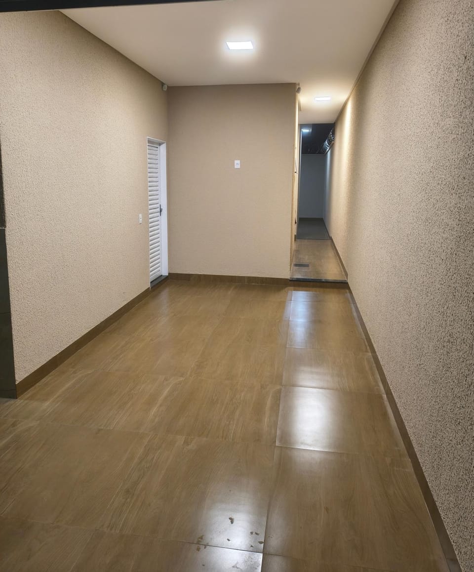 Casa próximo a BR 153, hospitais e a 10 km do autódromo House in Goiania