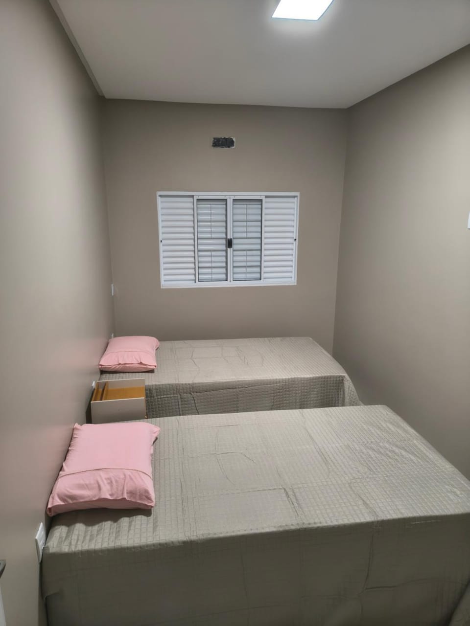 Casa próximo a BR 153, hospitais e a 10 km do autódromo House in Goiania