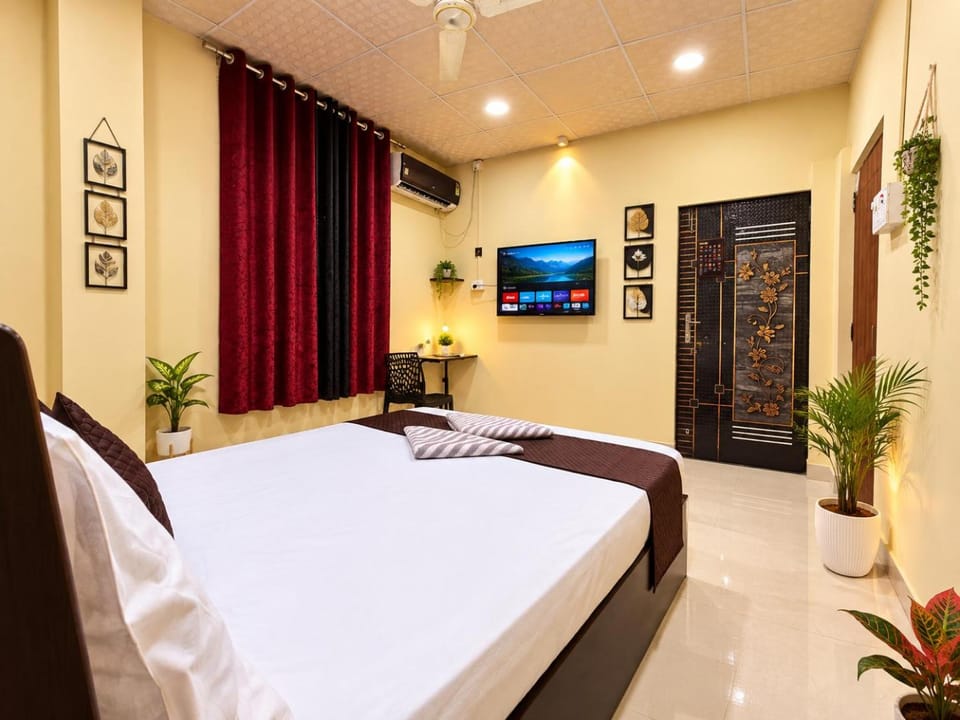 Lavish Abode The imperial Suite Apartment in India