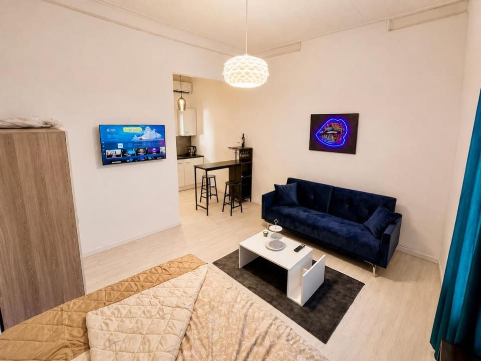 Independent Apartment with Shared Courtyard Apartment in Narbonne