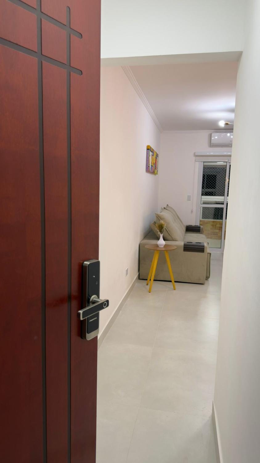 Vista Mar, Canto do Forte, Churrasqueira, 2 min da praia Apartment in State of São Paulo