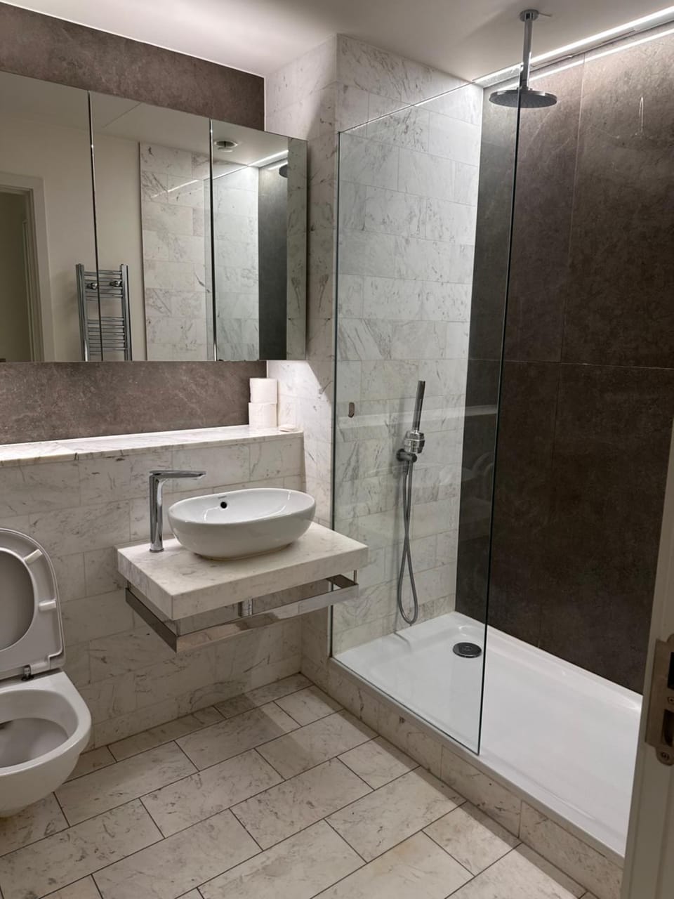 Shower, Toilet, Bathroom