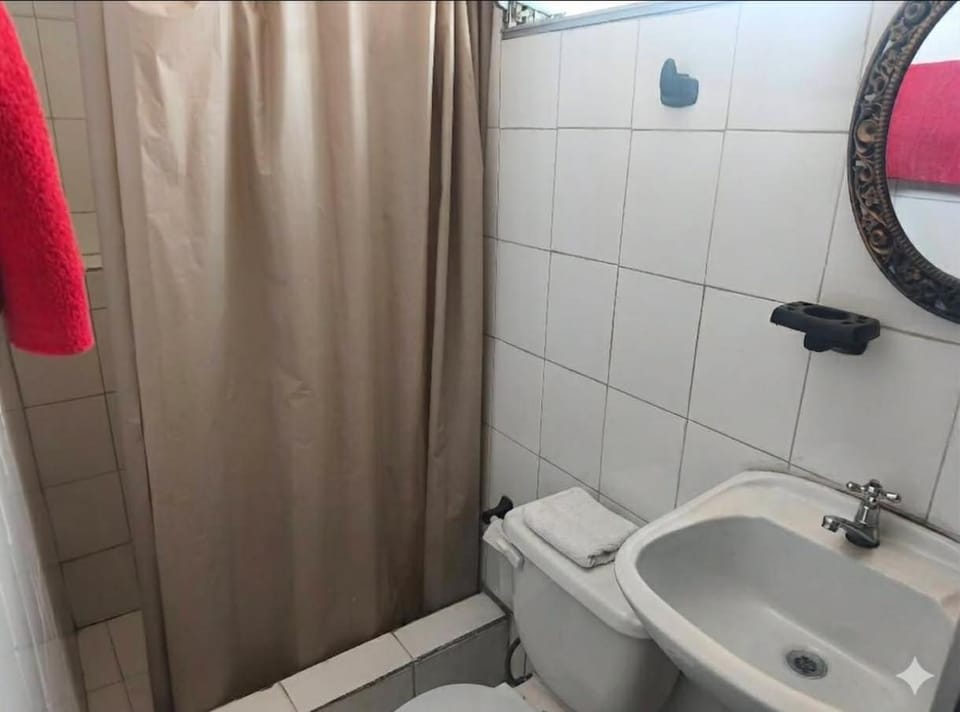 DEPARTAMENTO FAMILIAR PARA 1 a 8 PERSONAS, INDEPENDIENTE , EN AMBATO Apartment in Ambato