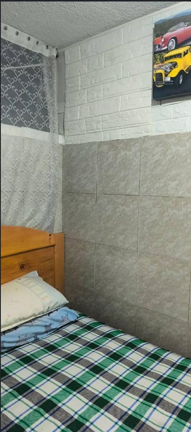 DEPARTAMENTO FAMILIAR PARA 1 a 8 PERSONAS, INDEPENDIENTE , EN AMBATO Apartment in Ambato