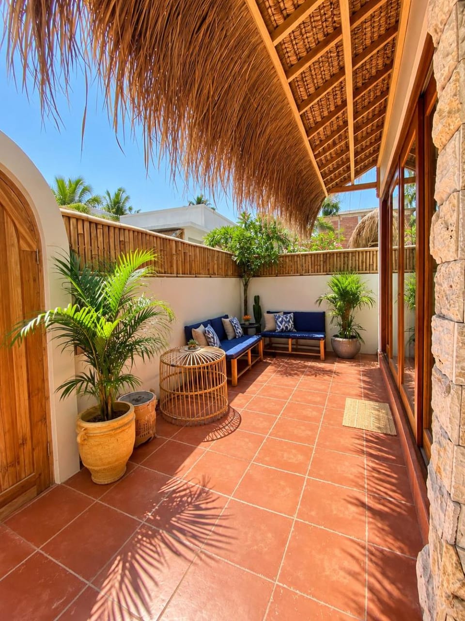 Balcony/Terrace, Seating area, Garden view
