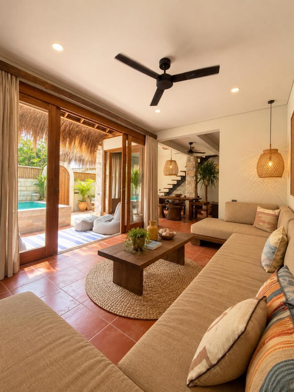 Living room, Seating area