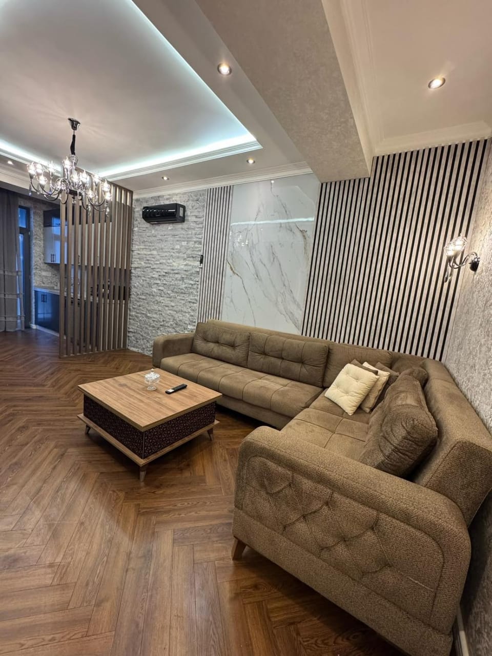 TV and multimedia, Seating area, air conditioner