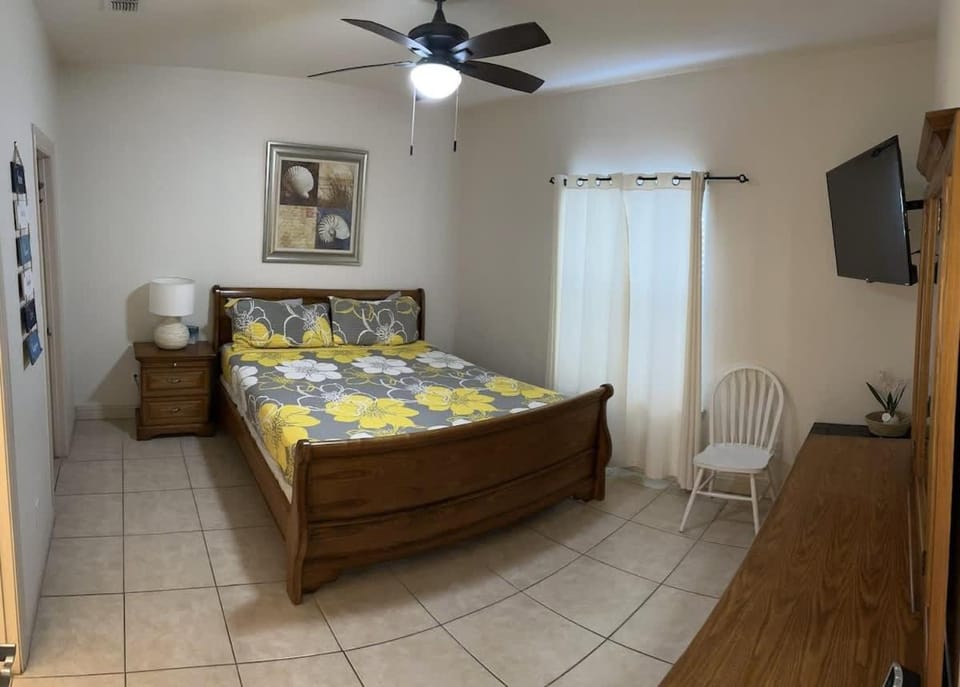 Family Friendly Condo w Pool South Padre Island Apartment in South Padre Island