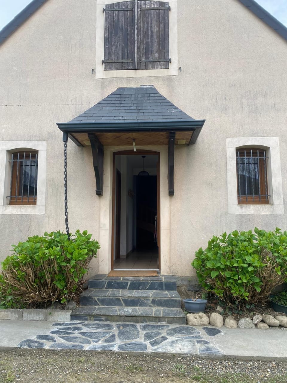 Property building, Facade/entrance