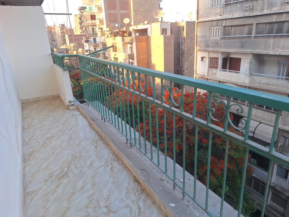 Private Room Near to Saad Zaghloul Metro Station Bed and Breakfast in Cairo