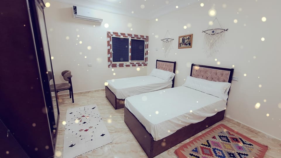 Private Room Near to Saad Zaghloul Metro Station Bed and Breakfast in Cairo