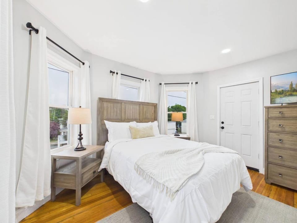 New England Retreats-Attleboro Apartment in North Attleborough