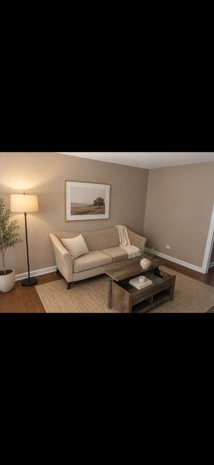 Cozy 2BR Villa Park Condo Near Train & Chicago Apartment in Villa Park
