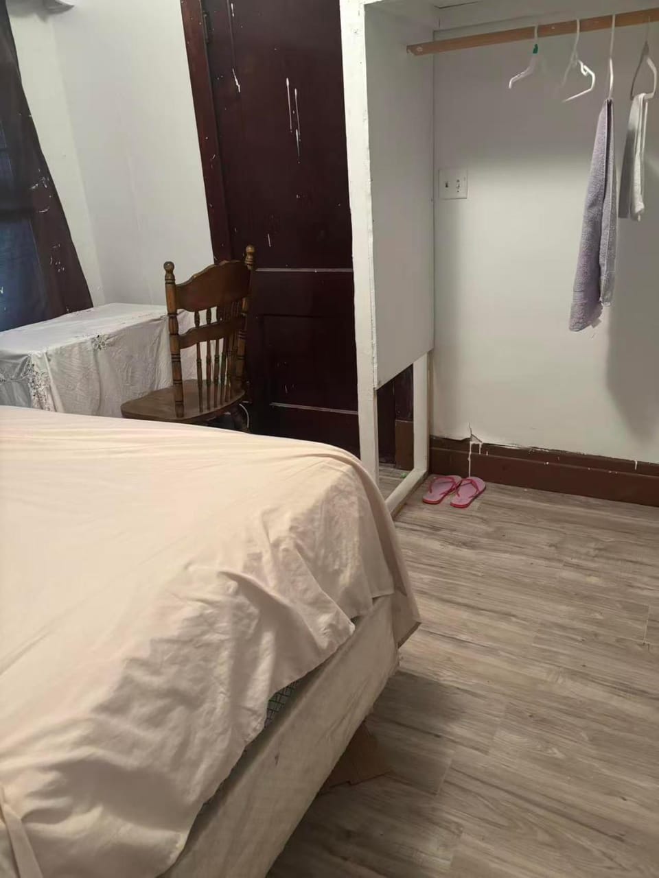 Private Bedroom & Queen Bed Vacation rental in Niagara Falls