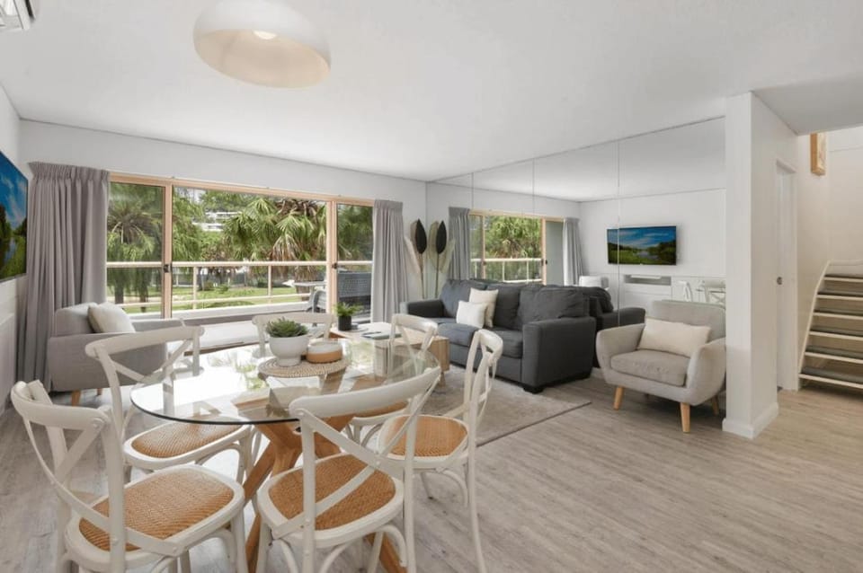 Palm Vista - Resort access, pools, beach, golf Apartment in Coffs Harbour