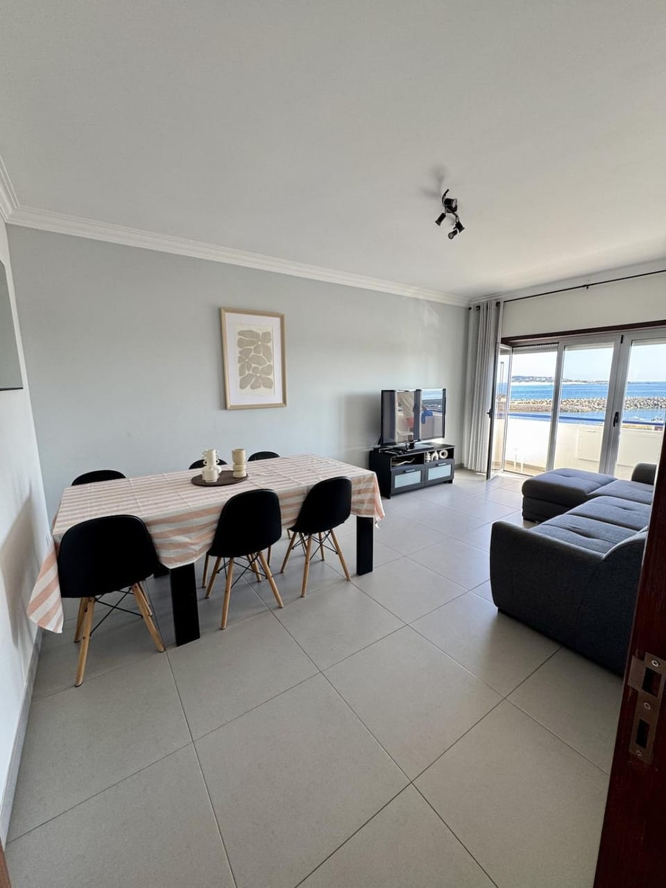 Apartment with Fort and Beach View Apartment in Ancora Praia