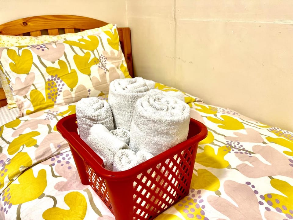 Bed, Photo of the whole room, Bedroom, towels