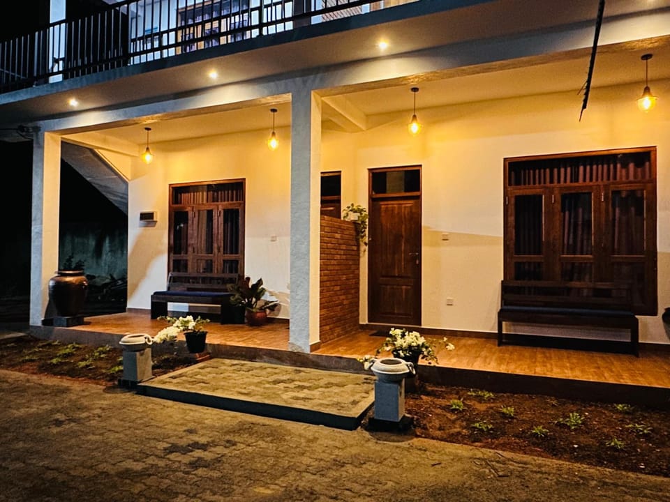 Nileka home stay Vacation rental in Sri Lanka