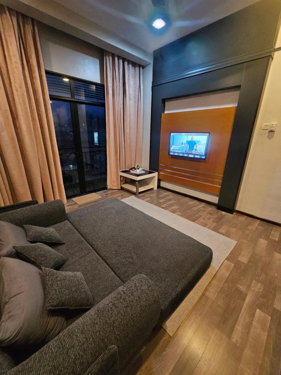 Bed, Living room, Seating area