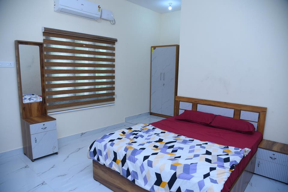 MIDHILAYAM HOMESTAy Vacation rental in Varkala