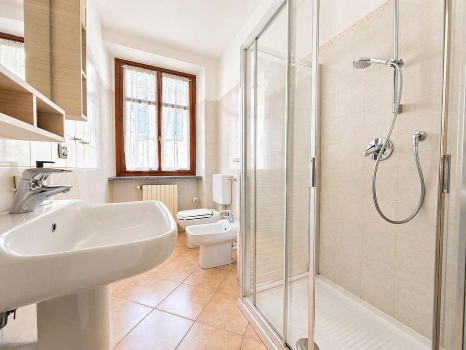 Shower, Toilet, Bathroom, bidet