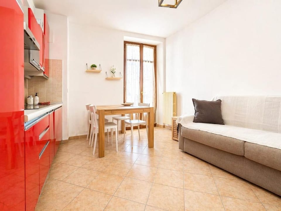 Bed, Living room, Dining area