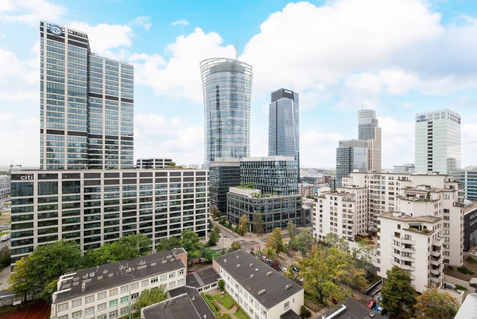 City view, Location