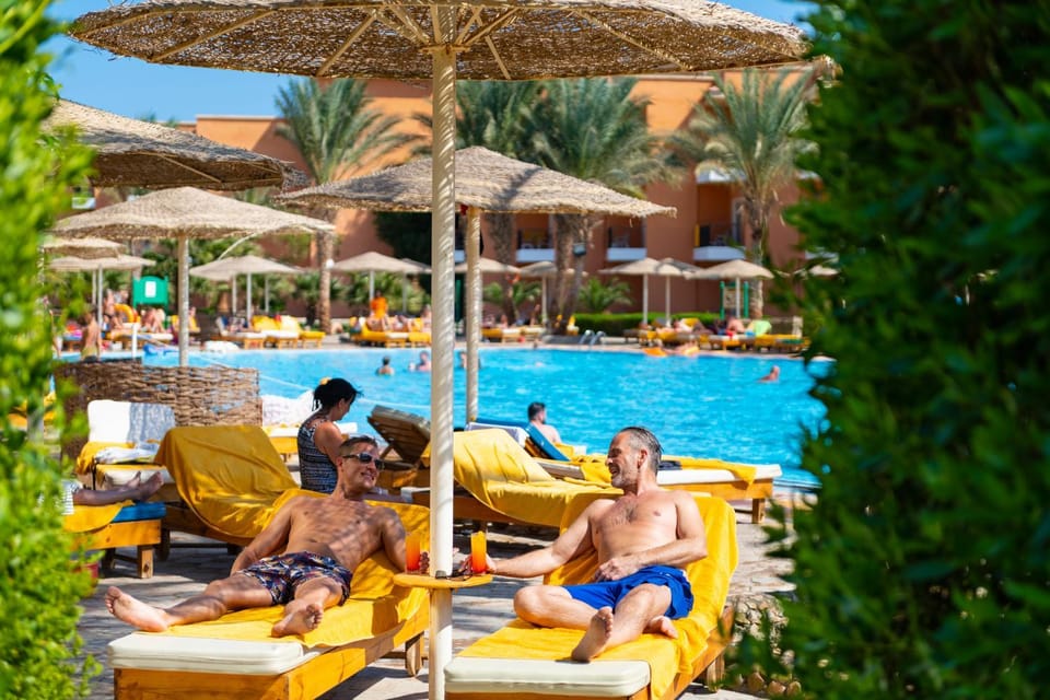 Day, People, Guests, Pool view, Swimming pool, sunbed